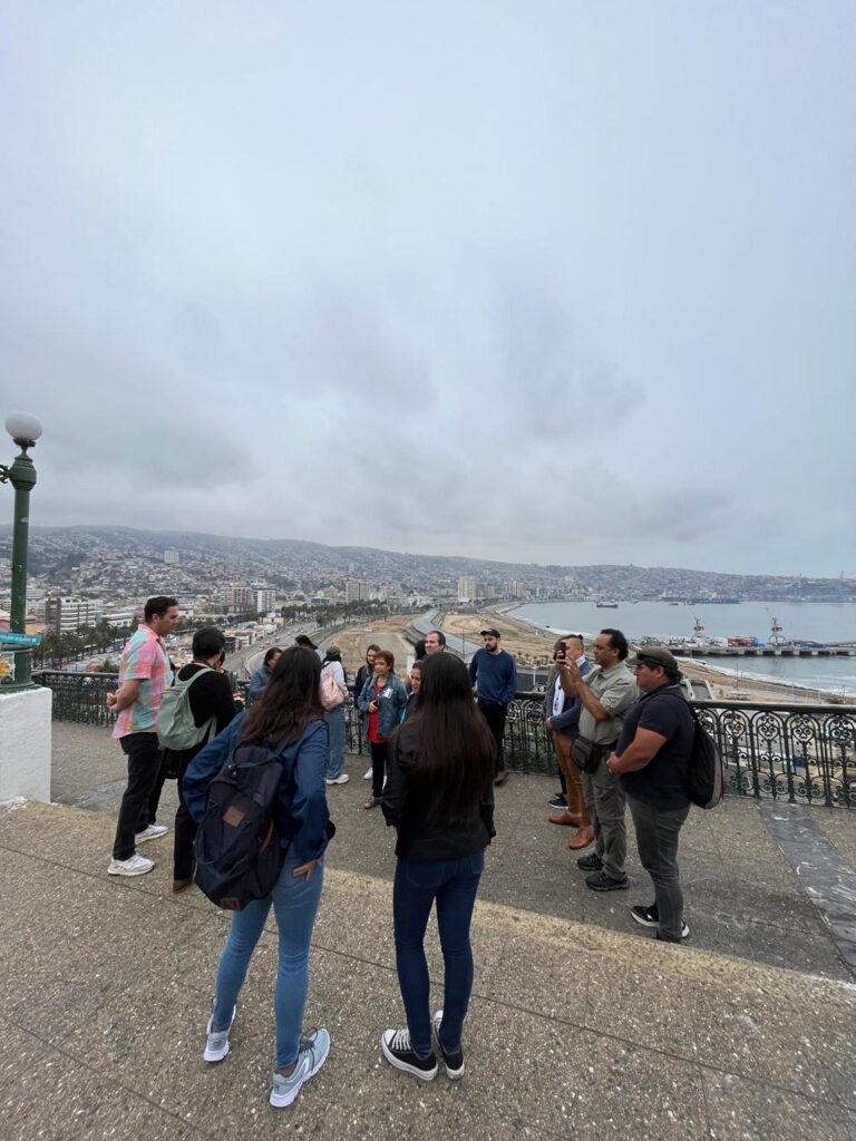Patrimonio arquitectónico de Valparaíso - Sensitour Vista de Valparaíso desde el mirador